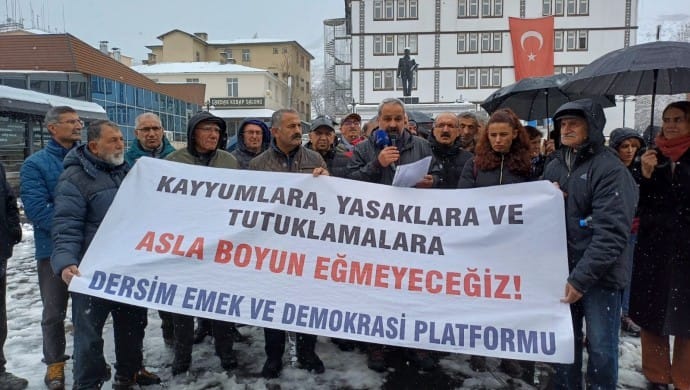 690x390cc-drsm-20-02-2025-dersitutuklamalar-tepki1