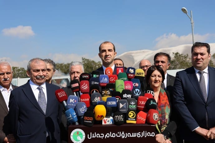 690x450nc-mrk-18-02-2025-imrali-heyeti-talabani-ziyareti-aciklama2