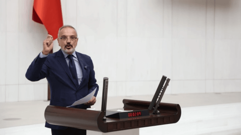 Kayyım atamasına tepki gösteren DEM Partili Sırrı Sakık