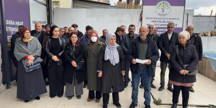 amd-14-02-2025-baris-yuruyusune-cagri1-750x375