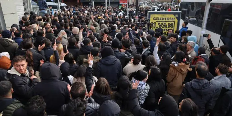 v-16-02-2025-halk-yuruyus2-750x375