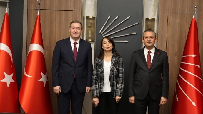 690x390cc-ank-29-11-2024-dem-parti-chp-gorusme3