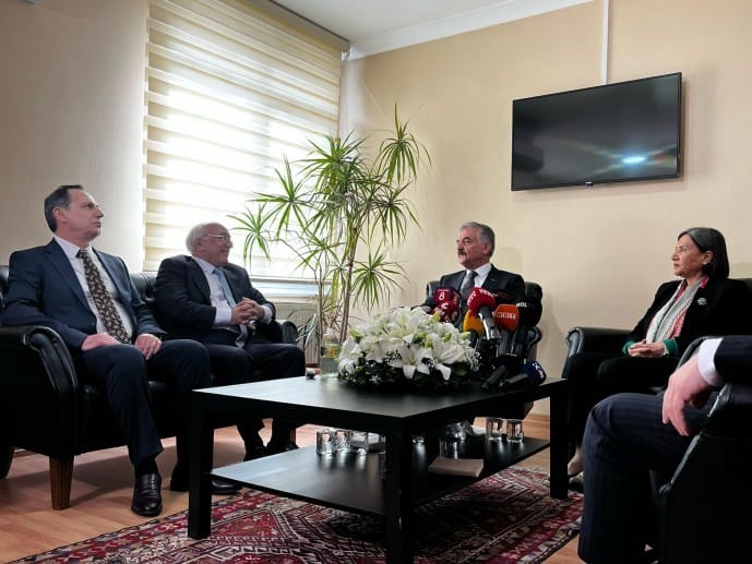 690x450nc-ank-31-03-2025-siyasi-partiler-bayramlasma-mhp-ilk-defa6