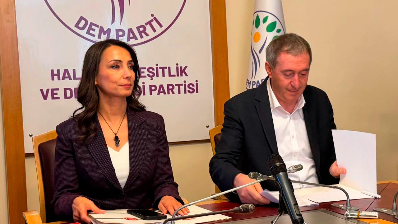 bakirhan-su-anda-yuruyen-surecle-anayasa-tartismalarinin-bir-ilgisi-yok-uj3p