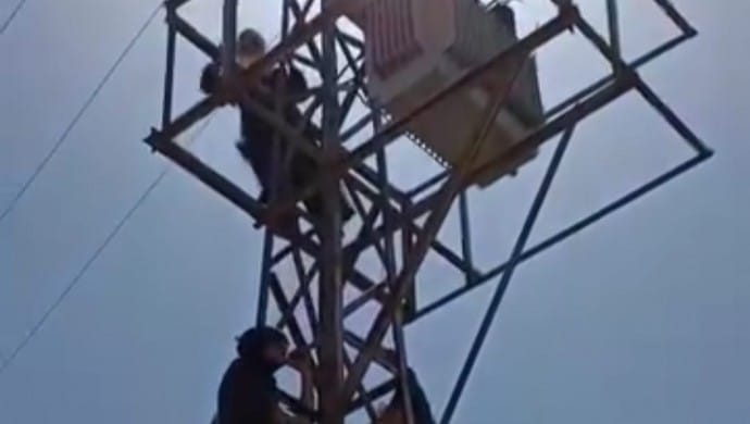 690x390cc-mrd-21-04-2025-dedas-trafolara-el-koydu