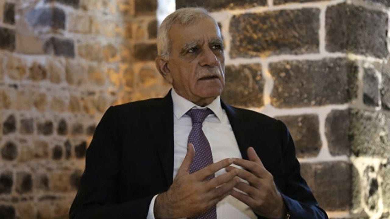 ahmet türk