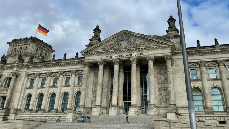 almanyada-koalisyon-gorusmeleri-basliyor-8c2g