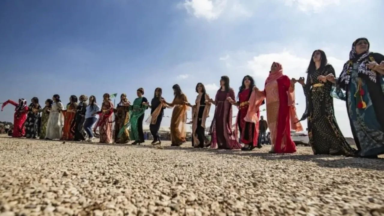 antalya-valisi-sokak-dugunlerini-yasakladi-daha-cok-kurtlerin-dugunleri-engelleniyor-odcx