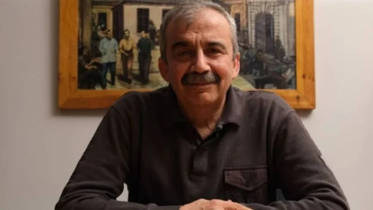 kalp-krizi-geciren-onder-icin-siyasetcilerden-gecmis-olsun-mesaji-wnz3