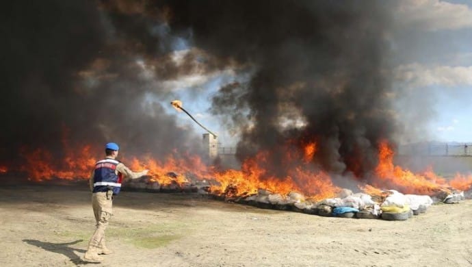 690x390cc-amd-02-05-2025-amed-barosu-lice-uyusturucu-madde-aciklama1