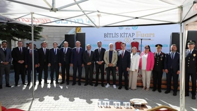 690x390cc-ank-20-05-2025-kurt-sanatcilar-festival-katilimi-engel