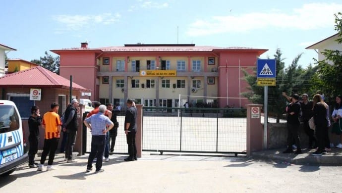 690x390cc-grsn-09-05-2025-iki-kiz-kardes-katledildi