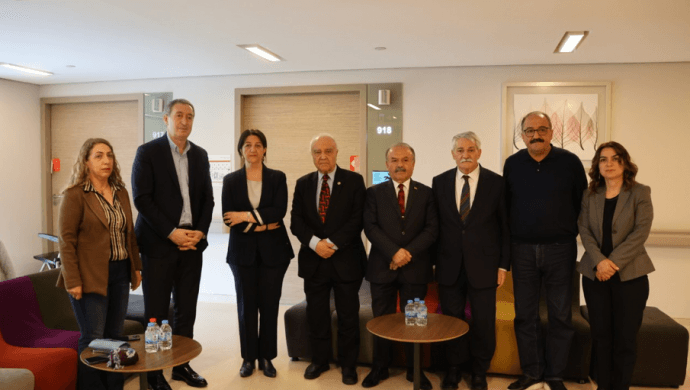 690x390cc-ist-02-05-2025-sirri-sureyya-onder-ziyaret.