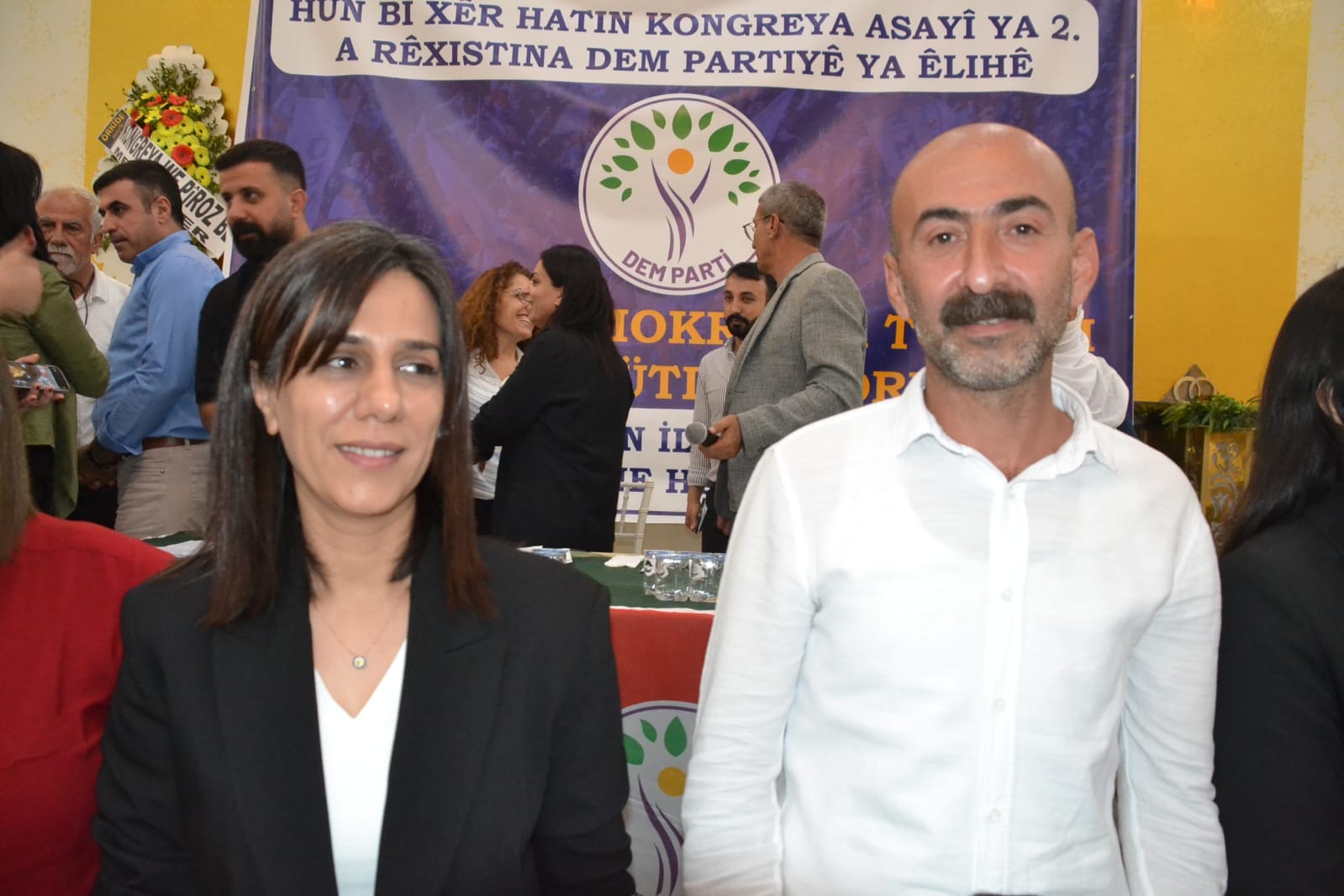 Azat Esin Semra Güneş