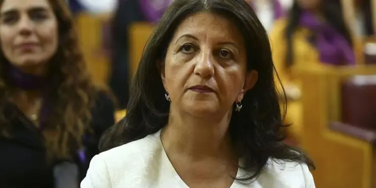 pERVİN bULDAN