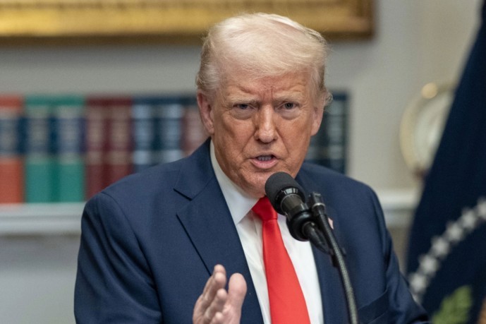 690x450nc-mrk-07-03-2025-trump-gumruk-vergilerini-erteledi