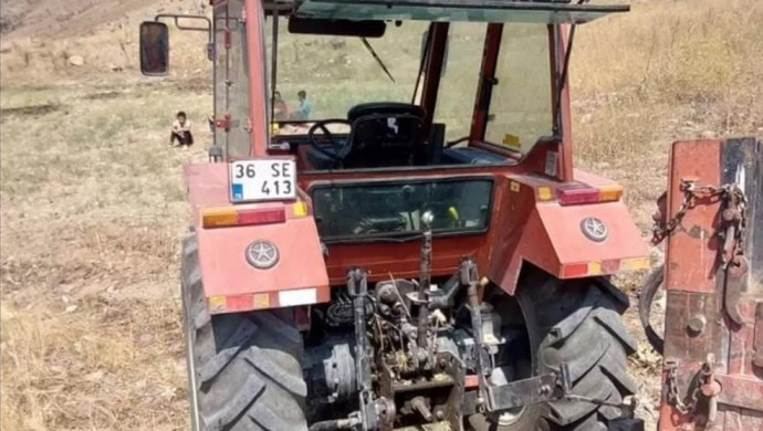 690x390cc-krs04-09-2025-kars-traktor