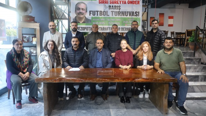 690x390cc-ist-10-10-2025-metader-sirri-sureyya-onder-baris-futbol-turnuvas-toplantisi