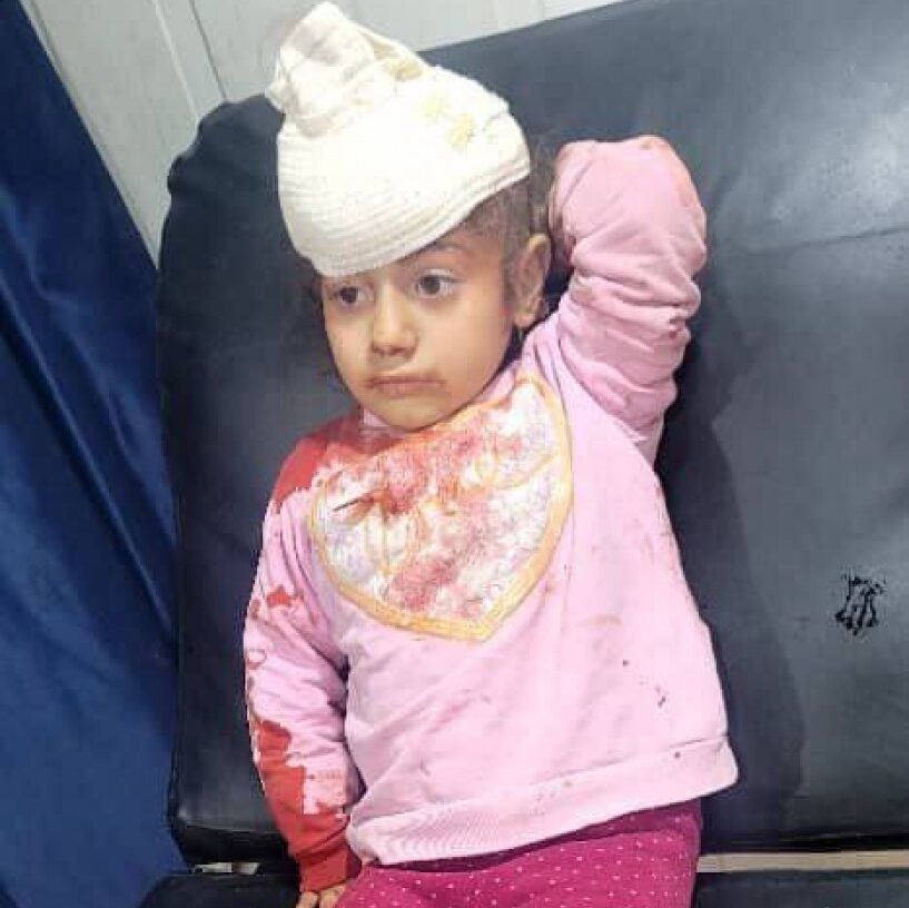 Suriye Geçiş Hükümeti'nin Şêx Meqsûd ve Eşrefiye mahallelerine yönelik bombardımanında 2 yurttaş yaşamını yitirdi, çok sayıda kişi yaralandı. 